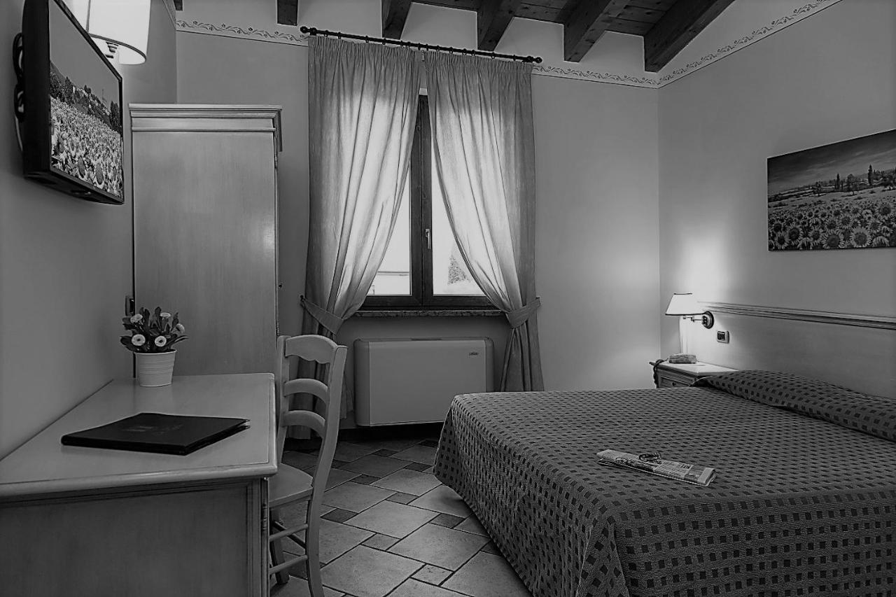 Bed and Breakfast La Zerla Bardolino Pokoj fotografie